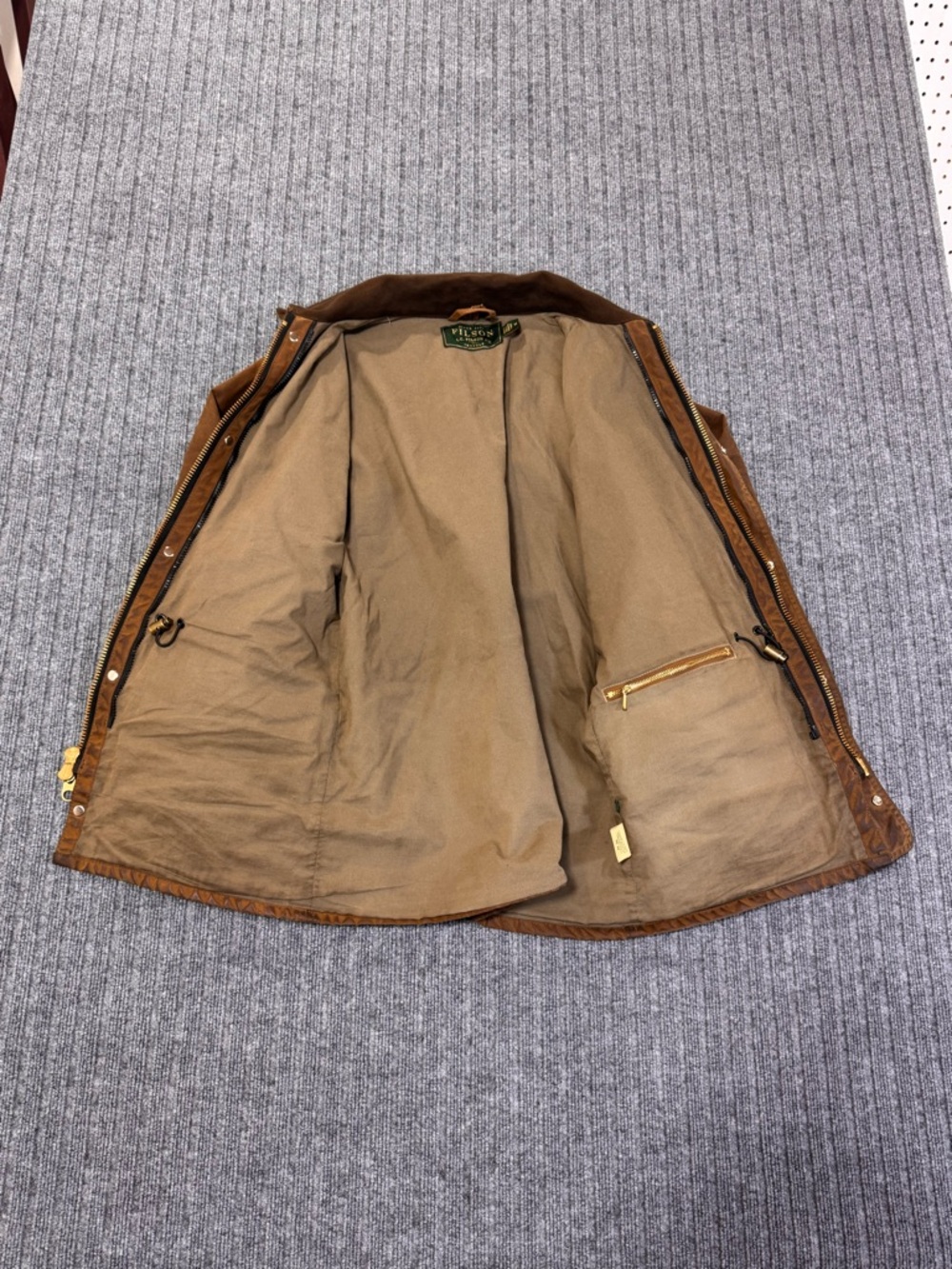 Vtg Filson Mile Marker Tin Cloth Brown Waxed Cotton Field Jacket - Made in USA - Picture 4 of 10